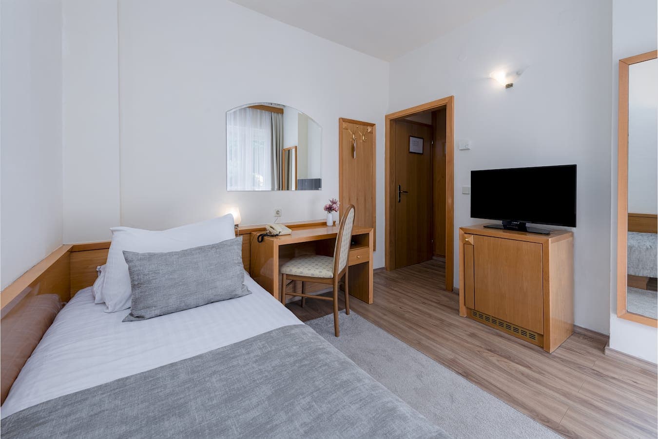 Single Room · Park View