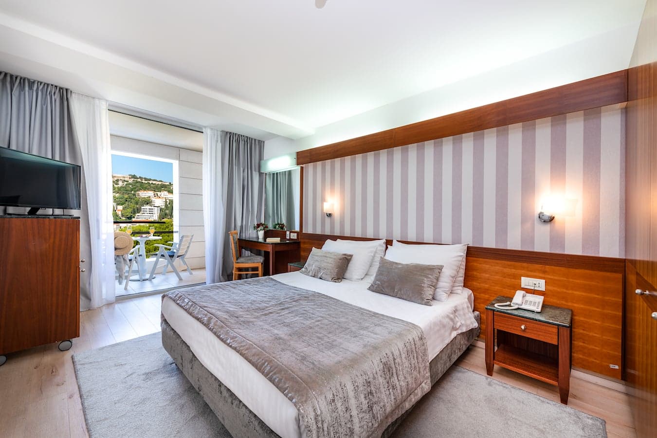 Standard Double Room · Sea View
