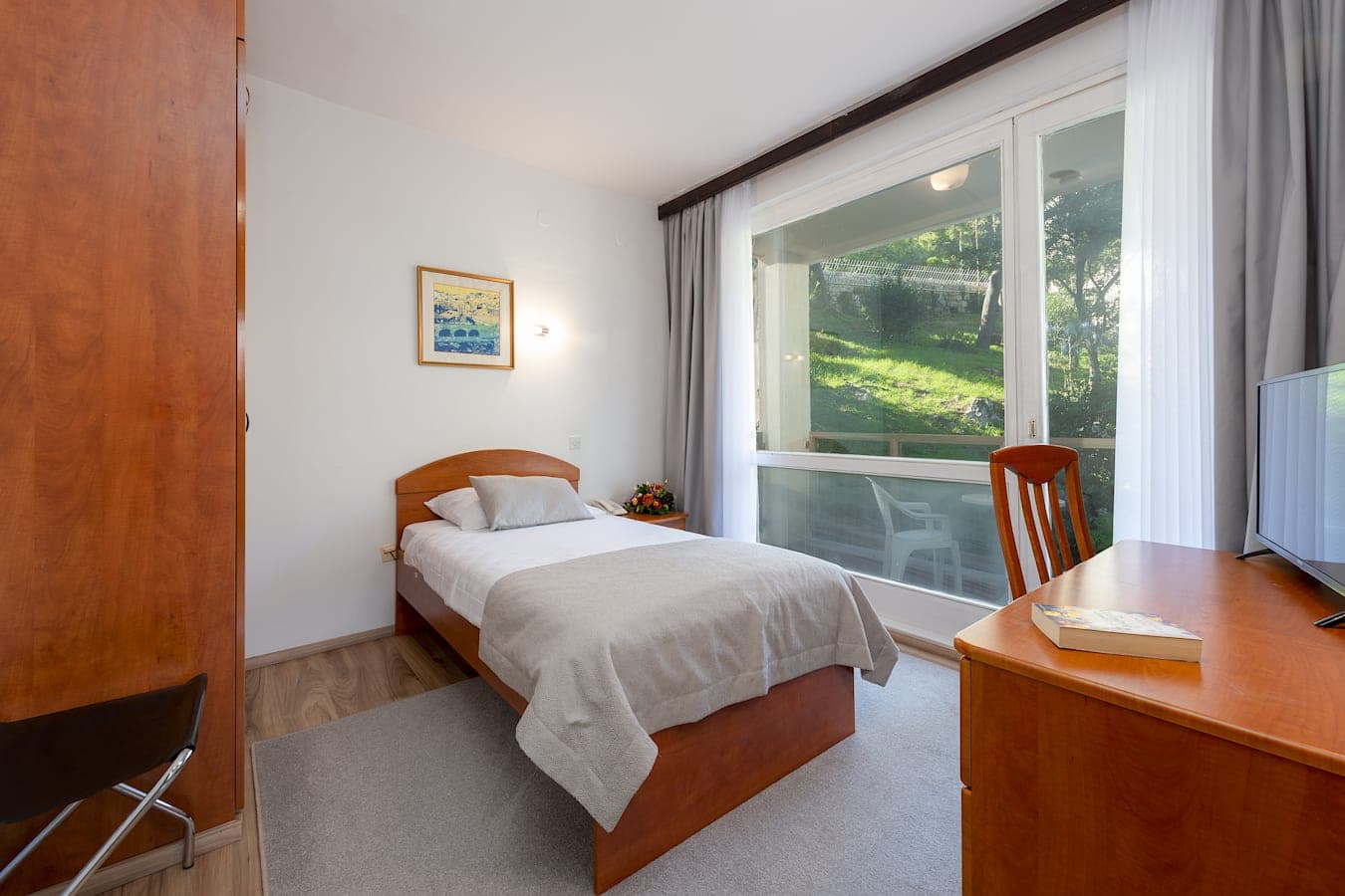 Single Room · Park View