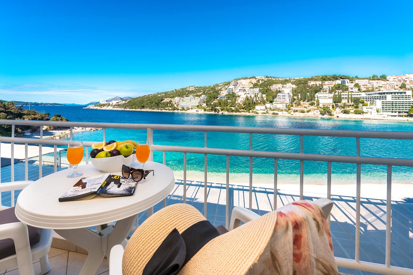Standard Double or Twin · Sea View